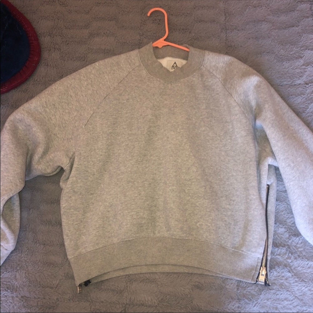 UNIF CROPPED SWEATER